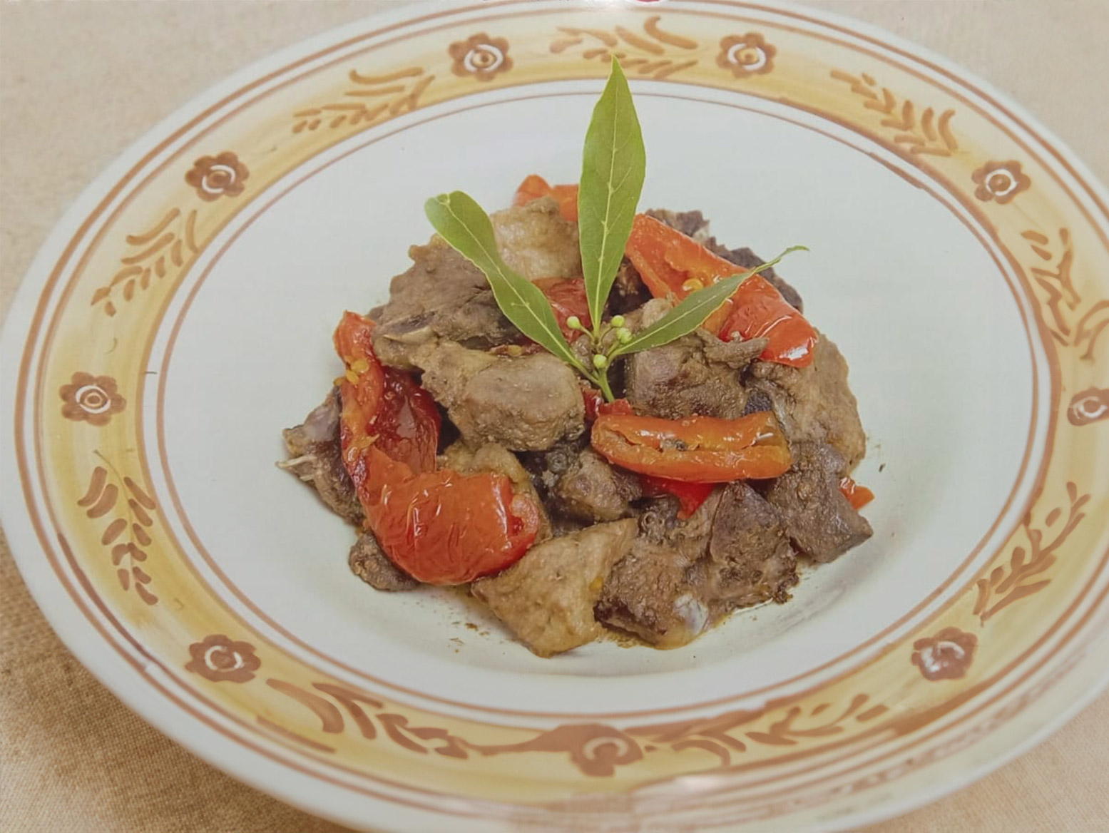 Cecole di puorco co’ peparule al’acito