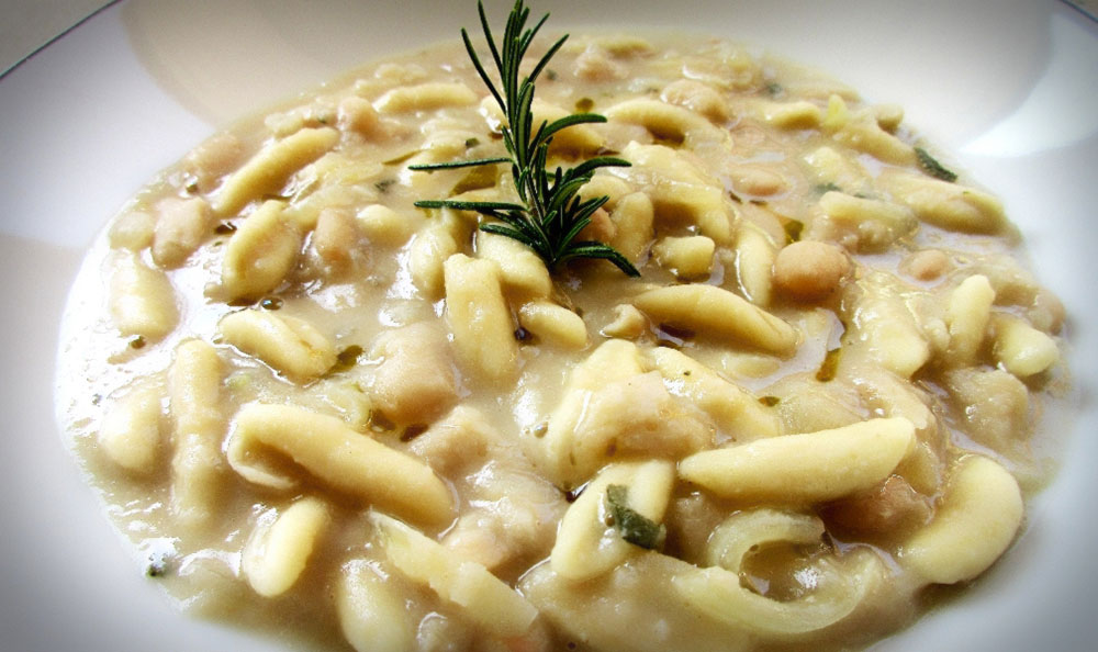 I Trilli Irpini: Pasta della Tradizione Contadina con Mille Variazioni!